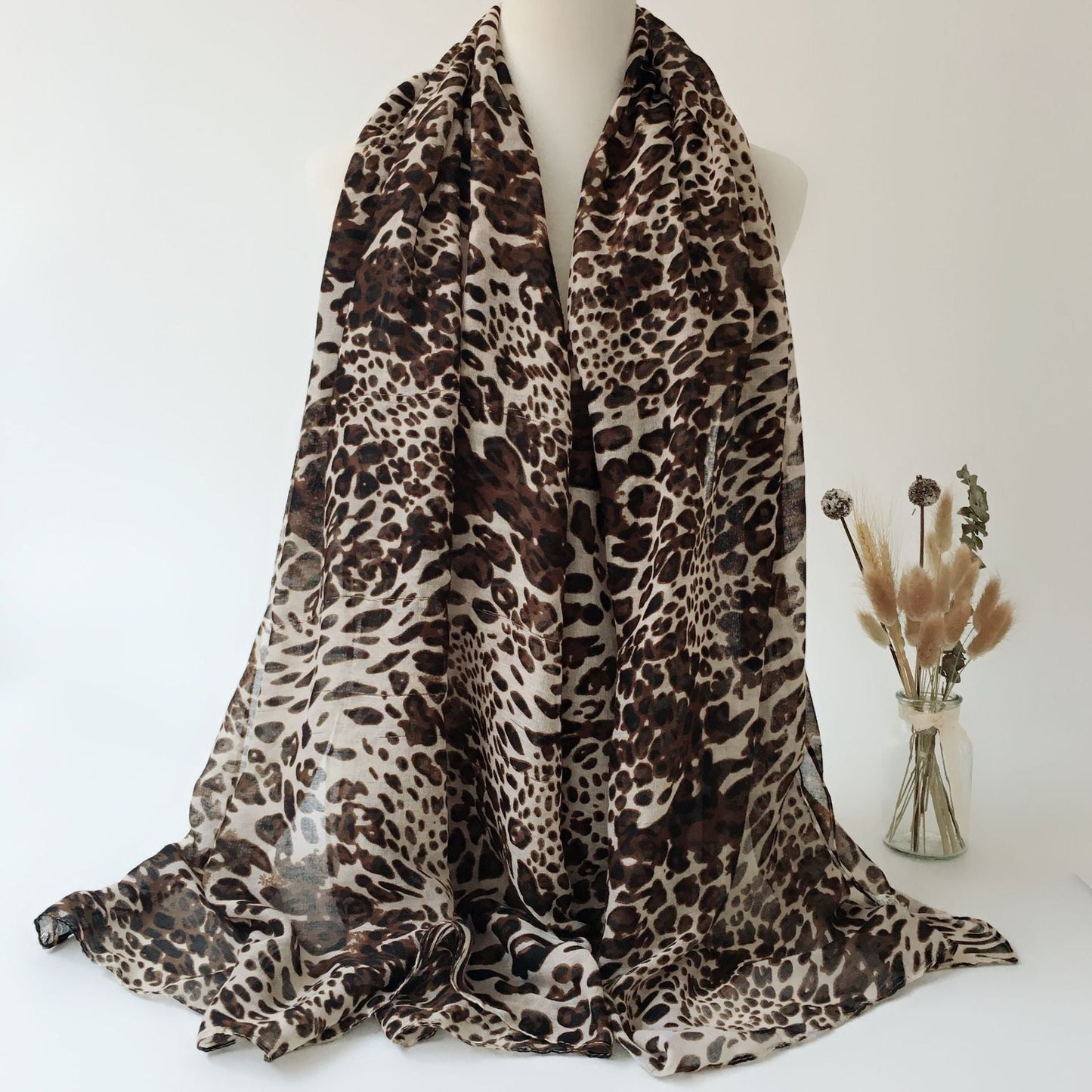 Scarves for Women Lightweight Leopard Print scarf