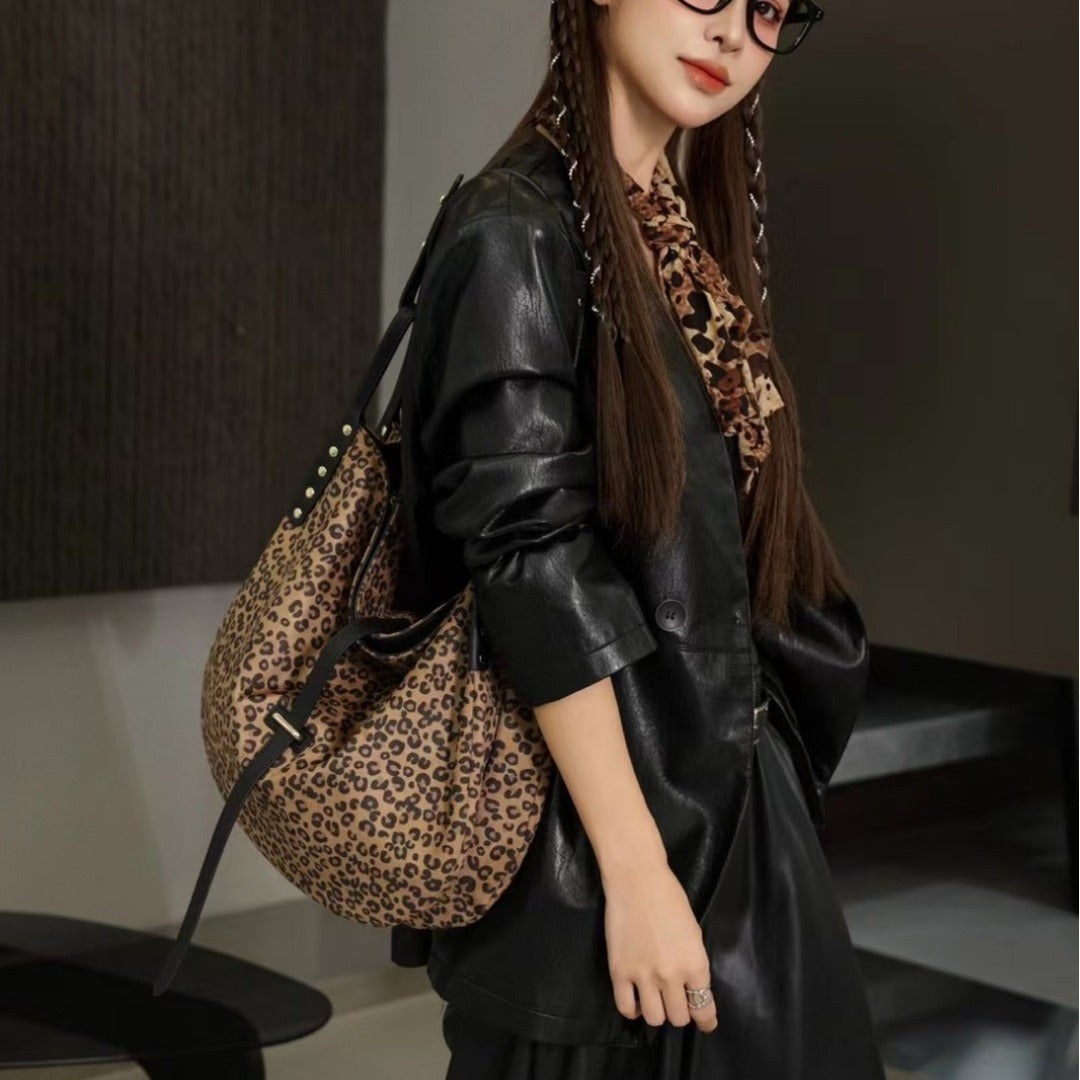 Women's Trendy Leopard Hobo Crossbody Bag